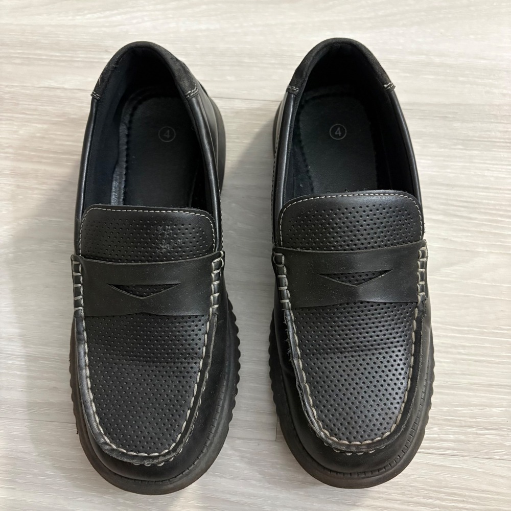 Sebago Shoes Kids Black Penny Loafers Perforated Slip On Dress Lug Sole Size 4